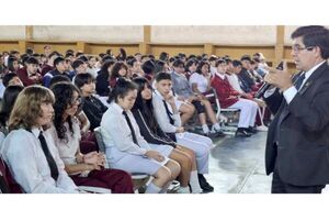 Educando en Justicia instruyó a 500 alumnos en colegio de Ñemby