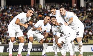Versus / Uruguay cierra la gira asiática con otro triunfo poco convincente ante Uzbekistán
