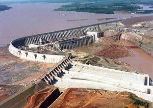 Se cumplen 43 años del cierre de compuertas para desvío del Paraná y formación del lago Itaipú | DIARIO PRIMERA PLANA