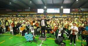 Diario HOY | Mil guitarras honraron el legado de Mangoré en el Festival Nacional de Sonidos de la Tierra