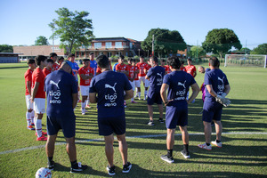 Ensayo táctico a la espera de Uruguay