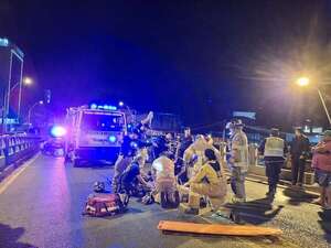 Motociclista muere tras accidente con otra moto sobre el viaducto de República Argentina - Policiales - ABC Color