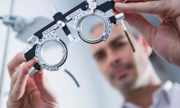 Gobierno busca quintuplicar las cirugías oftalmológicas con el nuevo esquema mixto - OviedoPress