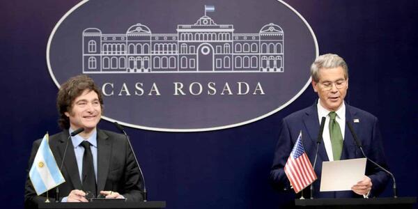 EE.UU compró pesos argentinos como parte de la asistencia al país