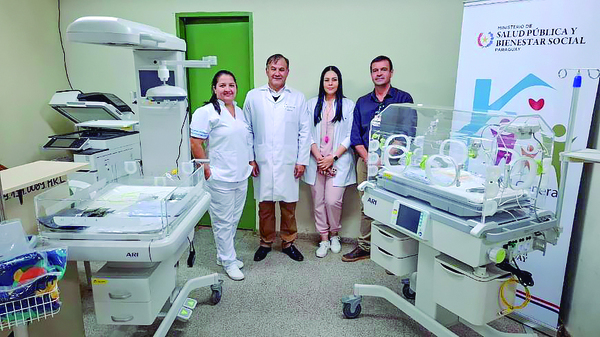 Hospital de Luque recibe modernos equipos para fortalecer Terapia