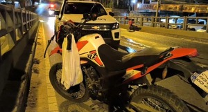 Motociclista muere tras impactar contra otro biciclo en Asunción - trece