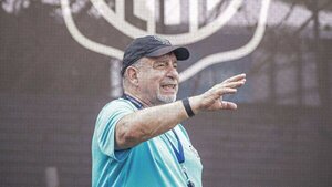 Llega golpeado al Clásico