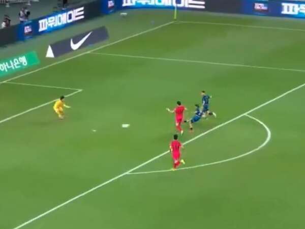 Video: El insólito mano a mano que falló Ronaldo Martínez - Selección Paraguaya - ABC Color