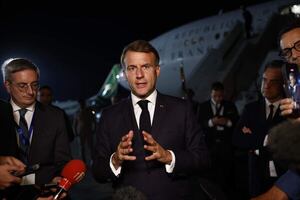 Tormenta política en Francia y una advertencia de Macron sobre elecciones anticipadas - Mundo - ABC Color