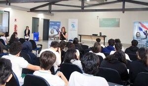 “El Juez que yo quiero” visitó el colegio La Providencia de Asunción