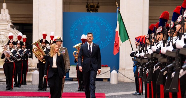 El Gobierno tantea a una empresa italiana para que financie el tren de cercanías