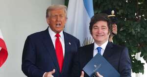 La Nación / “Nuestras decisiones están sujetas a quién gana las elecciones”, le dice Trump a Milei