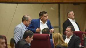"Yo no soy Chaqueñito, no soy legislador por accidente y tengo tropa", respondió Meza a Chase