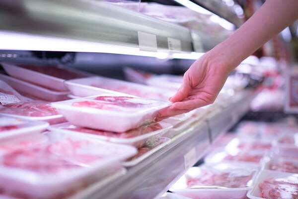 Supermercados venden más, aunque persiste percepción de encarecimiento, según Capasu - Economía - ABC Color