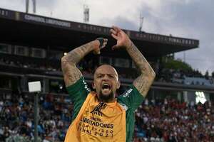 Exfutbolistas brasileños critican derrota contra Japón - Fútbol Internacional - ABC Color