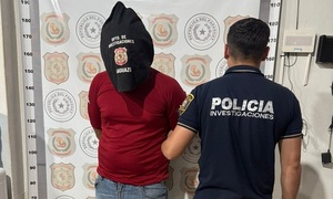 Aprehenden a “Osmar Gigoló” con crack y motocicleta robada en Coronel Oviedo - OviedoPress