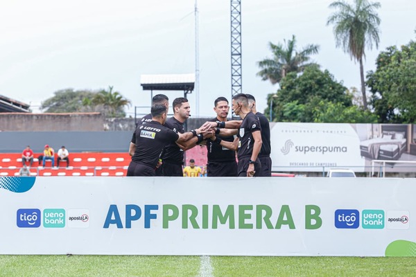 Autoridades para la fecha 29 de la Primera B