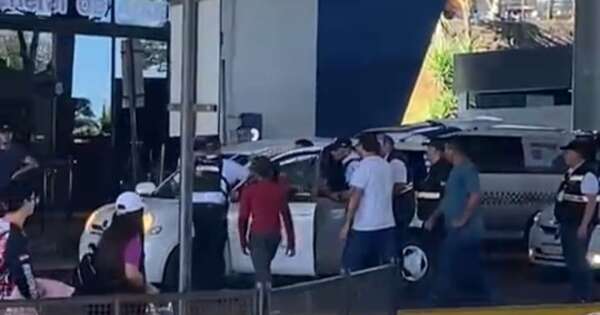 La Nación / Video muestra acción violenta de marinos contra menores en área primaria de CDE