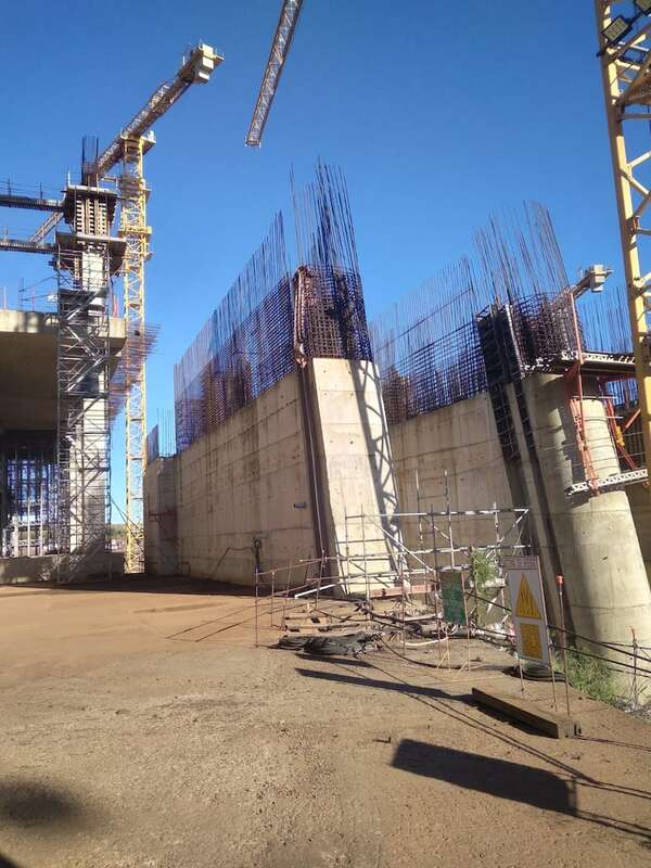 Obras en riesgo: Consorcio Aña Cua WRT analiza suspender temporalmente el movimiento de suelo - Nacionales - ABC Color