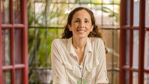 Pili Ortiz: “El arte no es un hobby. Es un trabajo que debe generar ingresos, y para eso necesitamos profesionalizarlo, generar circuitos y darle valor”