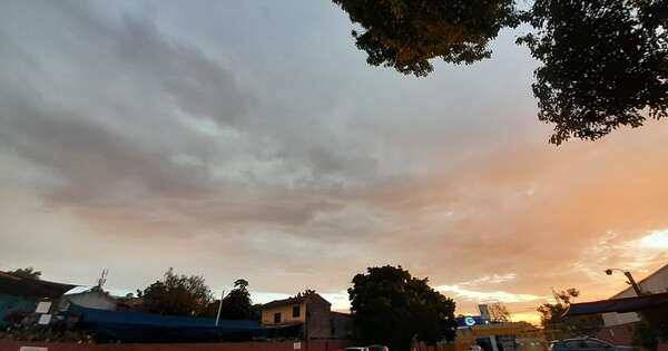 Diario HOY | Chaparrones y tiempo cálido para hoy