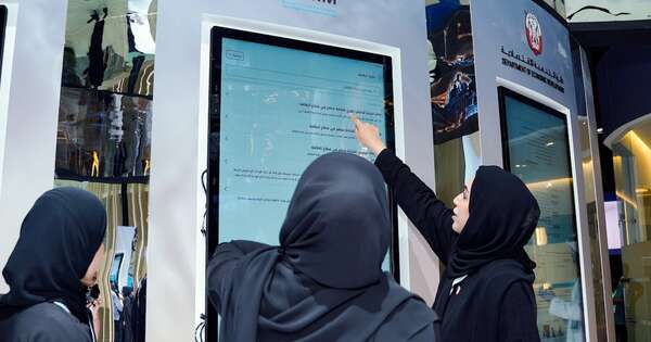 La Nación / Aplicación permite casarse a distancia en Abu Dabi con un clic