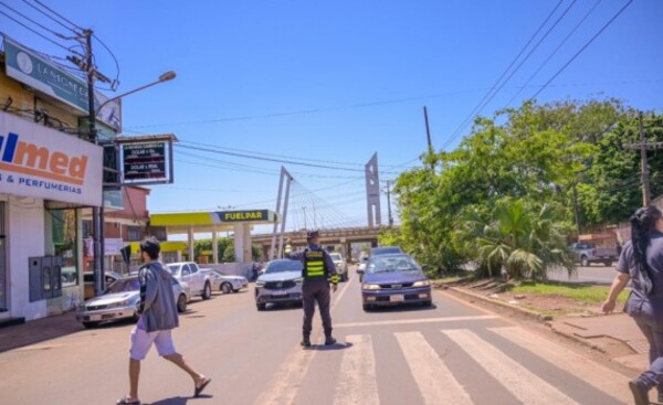 Buscan frenar el cruce indebido de motociclistas en pasos peatonales
