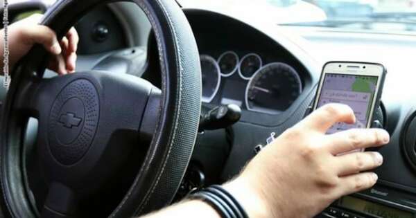 La Nación / Conductores de plataformas se manifiestan clamando mayor seguridad