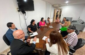 Ministerio de Justicia promueve diálogo con familiares de mujeres privadas de libertad