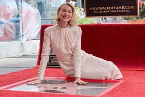 Naomi Watts ya tiene su estrella en el Paseo de la Fama de Hollywood - Gente - ABC Color