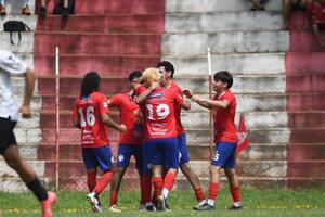 Atlético Colegiales suma de a tres en el inicio de la fecha 29