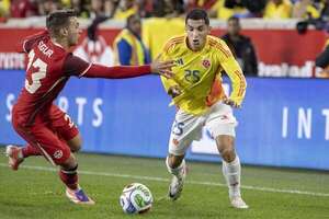 Colombia empata contra  rocosa Canadá - Fútbol Internacional - ABC Color