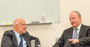 La Nación / Titular del MEF se reunió con representante del FMI para analizar avances económicos
