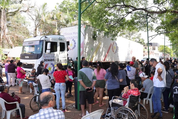 Ciudad Mujer Móvil ofrece más de 1.000 servicios en su primera jornada en Alto Paraná - ADN Digital