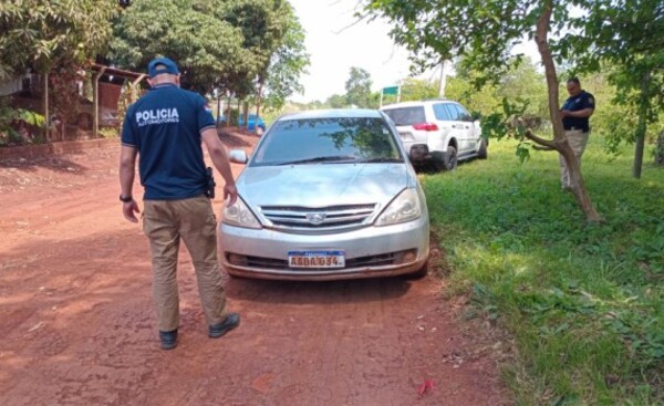 Recuperan automóvil denunciado como robado en Minga Guazú