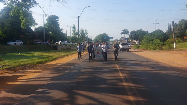 Personas con discapacidad visual exigen calles seguras en el Día del Bastón Blanco