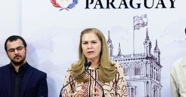 Diario HOY | Ministra de Salud denuncia a cuentas falsas que usan su imagen y nombre para estafar