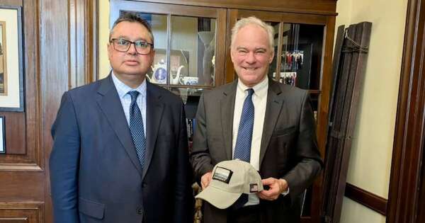 La Nación / Leite visita al destacado senador Tim Kaine