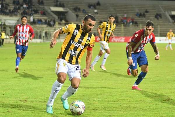 Antonio Bareiro desmiente que jugará en Universo FC de Capiatá - Fútbol de Ascenso de Paraguay - ABC Color