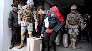 Falta de combustible presiona al ente electoral de Bolivia