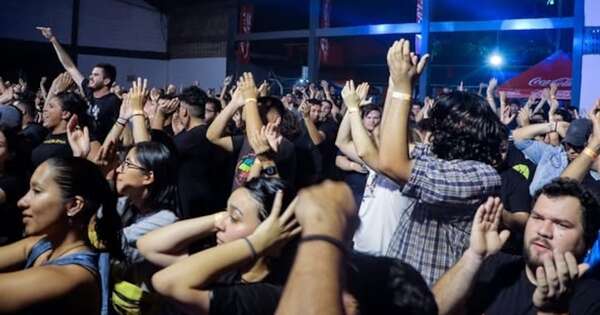 La Nación / Nueve bandas buscan un lugar en el Rock En Py Fest 2025