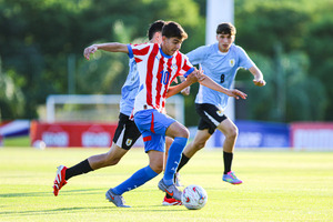 Segunda presentación de la Sub 16 ante Uruguay