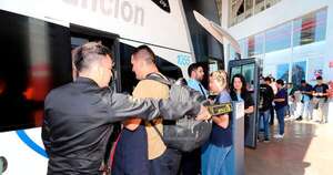 La Nación / Reportan muerte súbita de un pasajero de bus en Pedro Juan Caballero