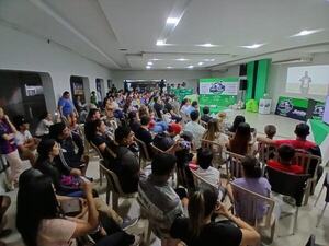 Se realizó el sorteo y la entrega de indumentarias de "Goles por mi Barrio"