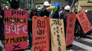 Un muerto y más de 100 heridos en protesta en Lima