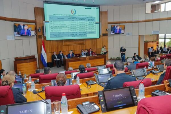 Popular / Defienden presupuesto de la Policía ante la Comisión Bicameral