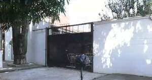 La Nación / Lambaré: documentos contables y pagarés hallados en una casa serán llevados a la Fiscalía