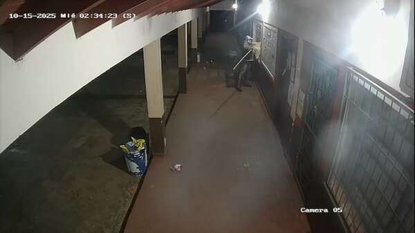 Video: hurtan por séptima vez en colegio céntrico de Trinidad - Policiales - ABC Color