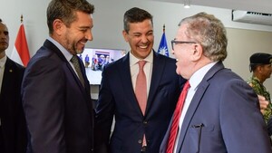 Peña dice que fue atacado y de nuevo esquiva explicar origen de sobres