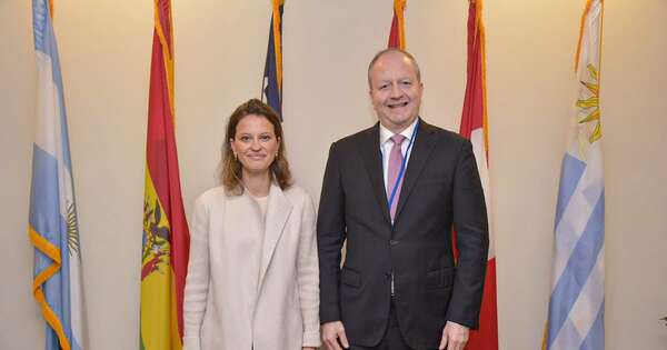 La Nación / Destacan avances del gasoducto con Brasil en reunión con vicepresidenta del Banco Mundial